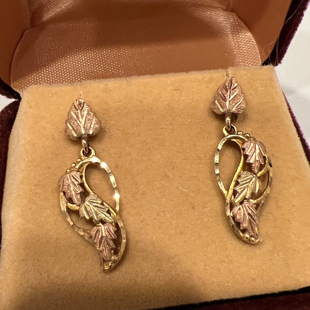 Black Hills Swirling Vine Earrings, real gold 10K/12K ! Free Shipping - Picture 9 of 9